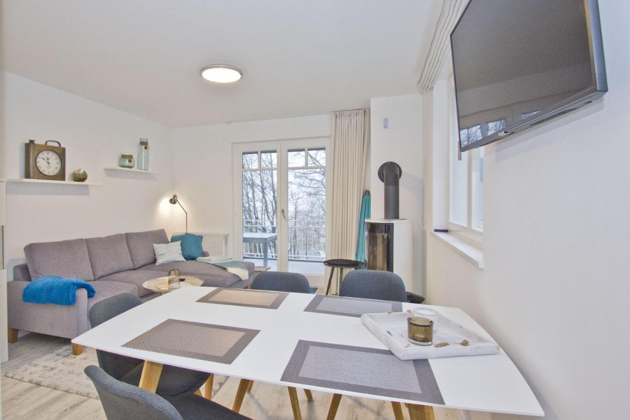Ferienresidenz Zwei Bodden Fewo2-8 - Balkon, Sauna, Kamin Lietzow Екстер'єр фото